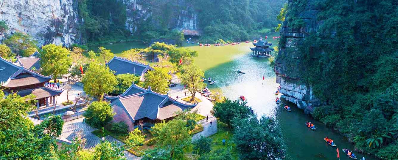 Ninh Binh Tour: Hanoi - Bai Dinh Pagoda - Trang An Grottoes - 1 Day